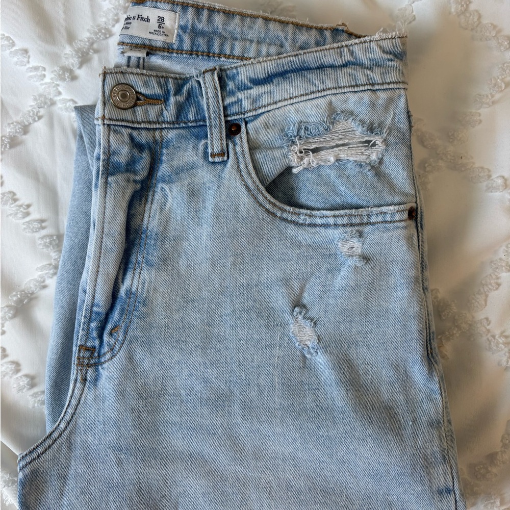 Abercrombie & Fitch Light Blue High-Rise Mom Jeans Distressed